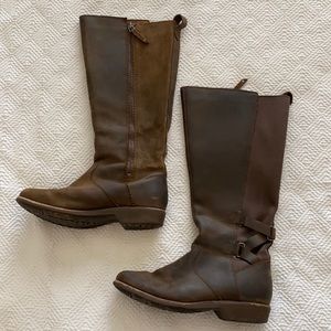 Teva Ellery leather boots